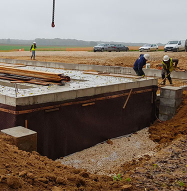 Electricity substation for a wind farm